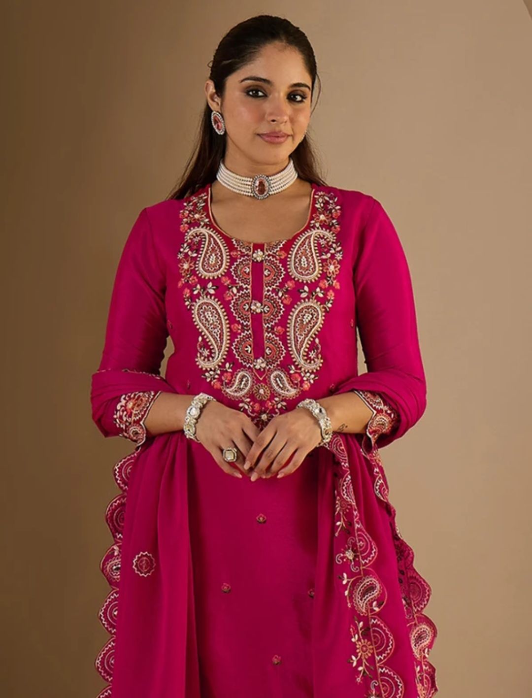 Women Slik Blend Kurta Palazzo Dupatta Set