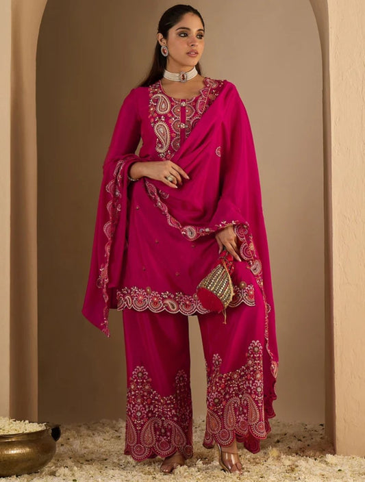 Women Slik Blend Kurta Palazzo Dupatta Set
